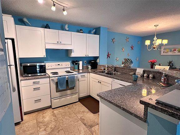 4th image of 4040 CROCKERS LAKE BOULEVARD #1717