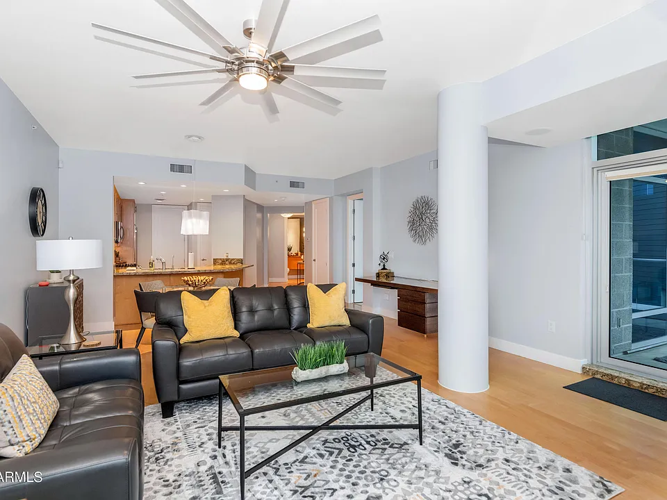 120 E Rio Salado Pkwy #206