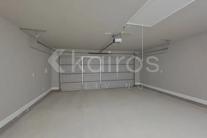 13772 Willowmore Dr — Photo 18