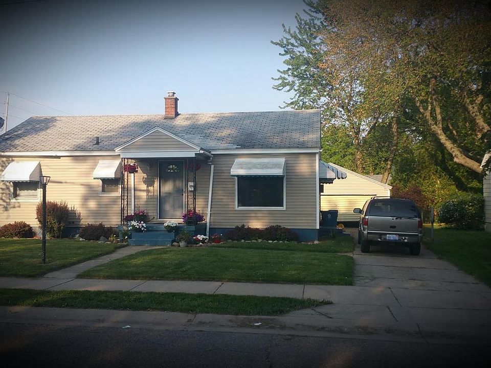 1st image of 1620 Delwood Ave SW