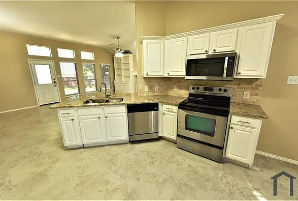632 Sunflower Trl — Photo 3