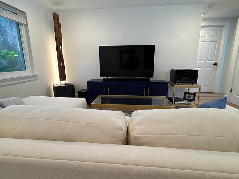 10 Sandra Dr — Photo 5