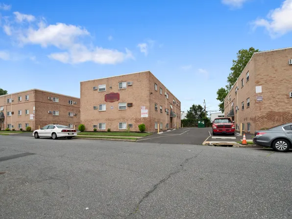 Marsden Place, 8532 Marsden St #Cc79c7056, Philadelphia, PA 19136