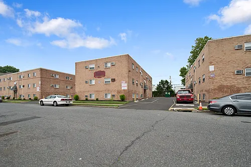 Marsden Place Photo 1