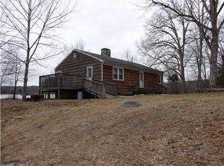 66 Billings Lake Rd, N Stonington, CT 06359