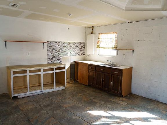 3rd image of 4011 Pepe Dr