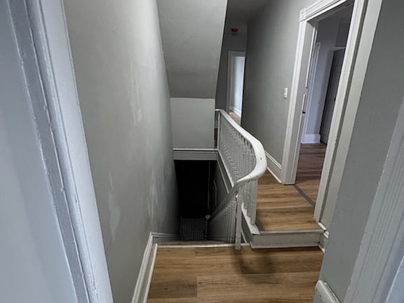 3rd image of 611 2nd St Floor 2
