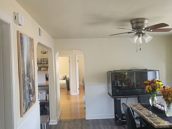 3rd image of 5421 S Neenah Ave Floor 2