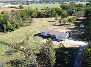 10604 N Highway 43, Maysville, AR 72747