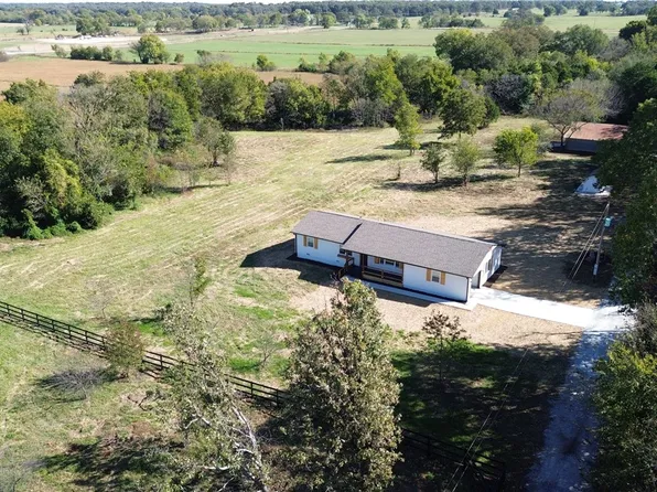10604 N Highway 43, Maysville, AR 72747
