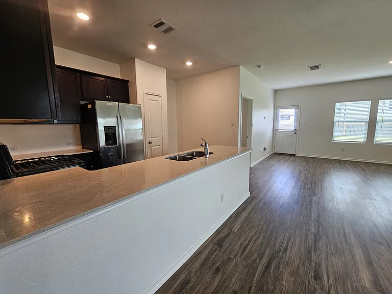 228 Gabriels Bluff Dr — Photo 36