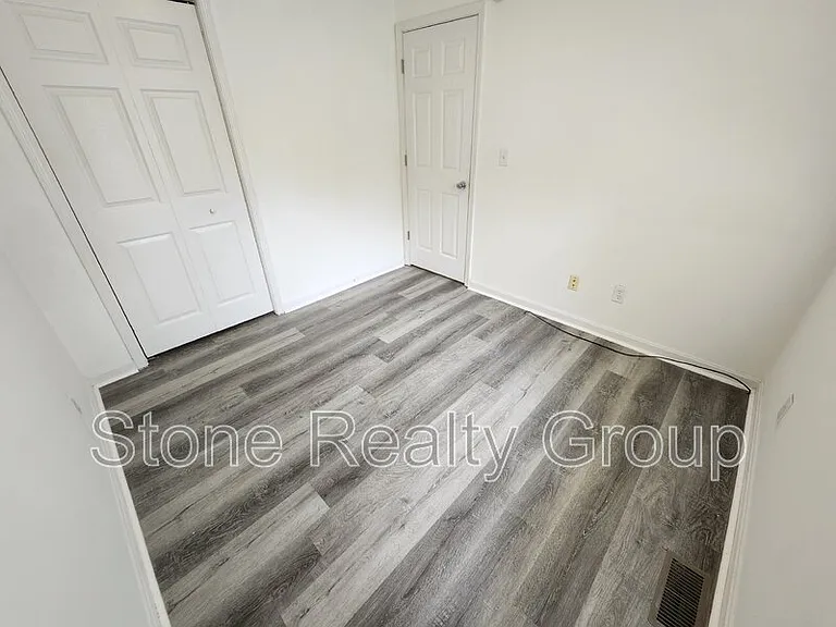 760 S Fulton St #A — Photo 6