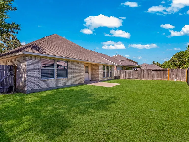 26127 Bent Meadow Ct — Photo 12