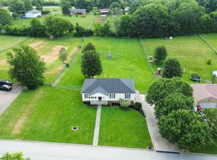 329 Brandon Ct, Berea, KY 40403