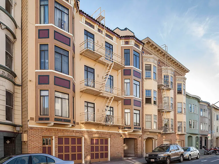 1819 Golden Gate — Photo 4