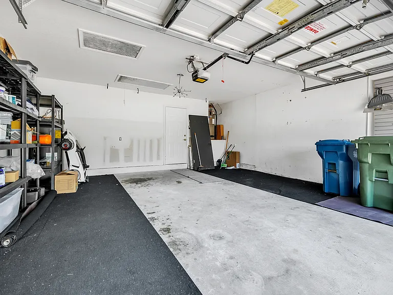 2559 Jardin Ln — Photo 23