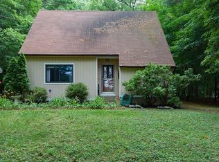 385 Cabin Rd, Colchester, CT 06415