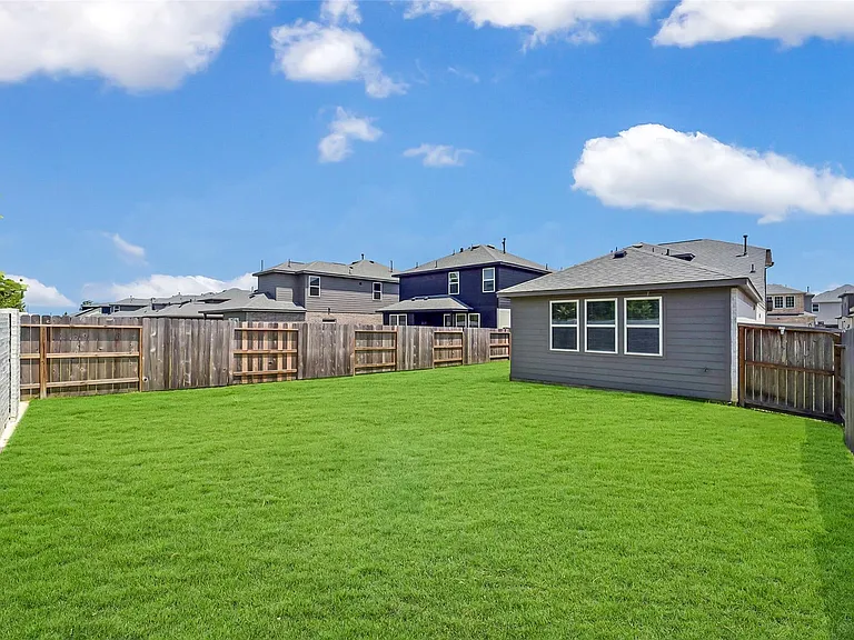 1120 Novelle Bend Dr — Photo 26