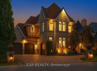 22 Longthorpe Ct, Aurora, ON L4G 0K4