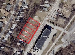 1121 S Main St, Saint Charles, MO 63301