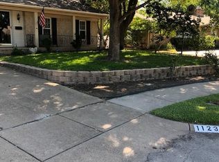 1123 Gloucester Ct N, Irving, TX 75062
