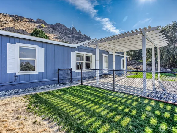 4044 40th Circle, East Wenatchee, WA 98802