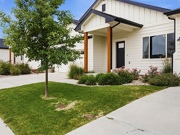 2nd image of 3673 Taylor Walker St