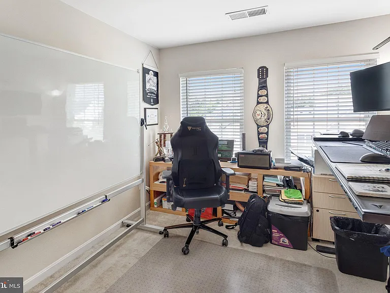 12703 Gartney Ln — Photo 25