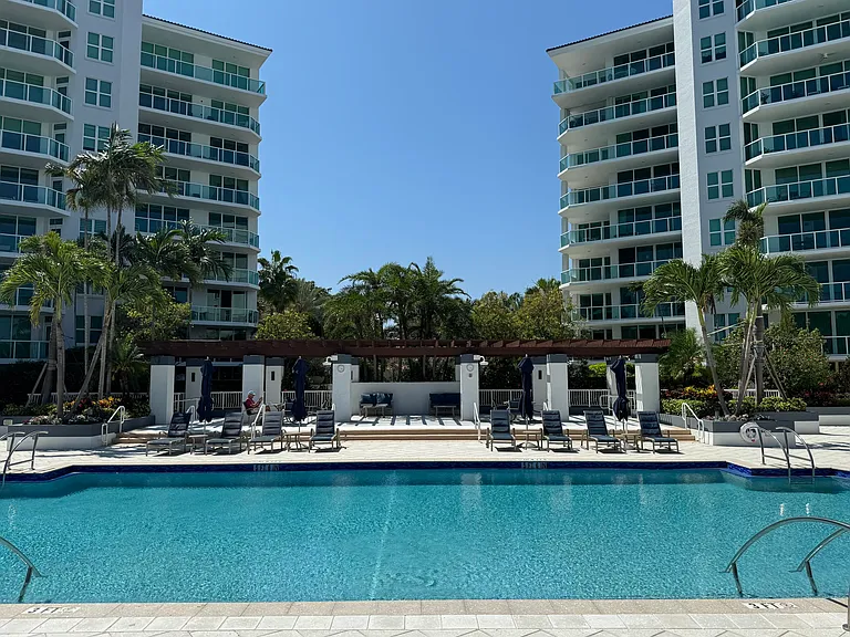 550 SE Mizner Blvd #B501 — Photo 33