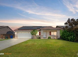 11918 Stratosphere Ave, Bakersfield, CA 93312