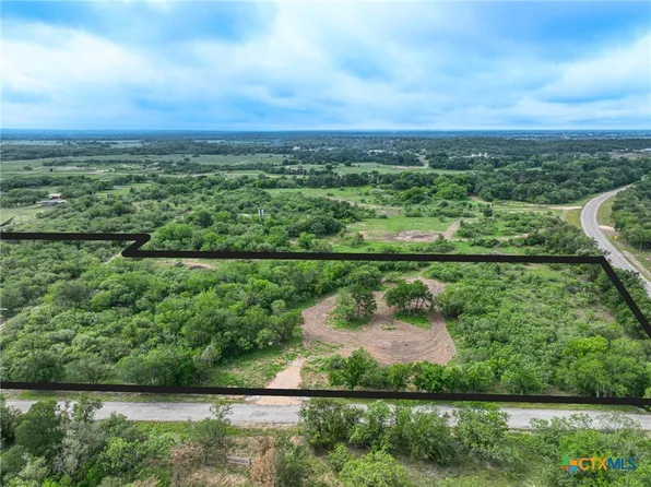 150 Pumper Rd, Luling, TX 78648