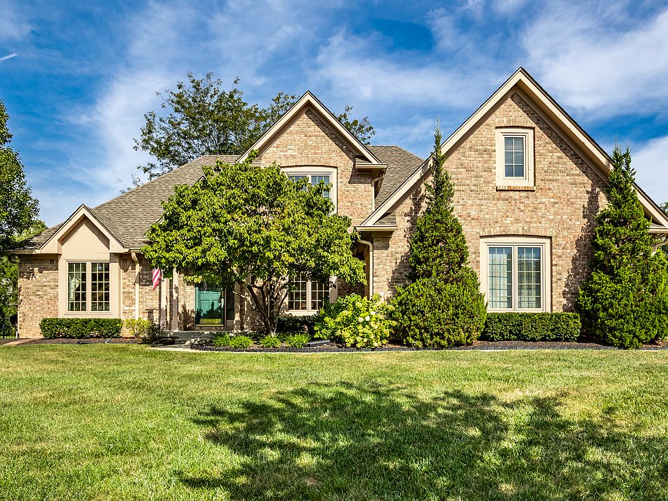 1st image of 10415 Woods Edge Dr