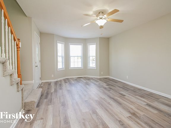 4th image of 937 Wheatfield Ct