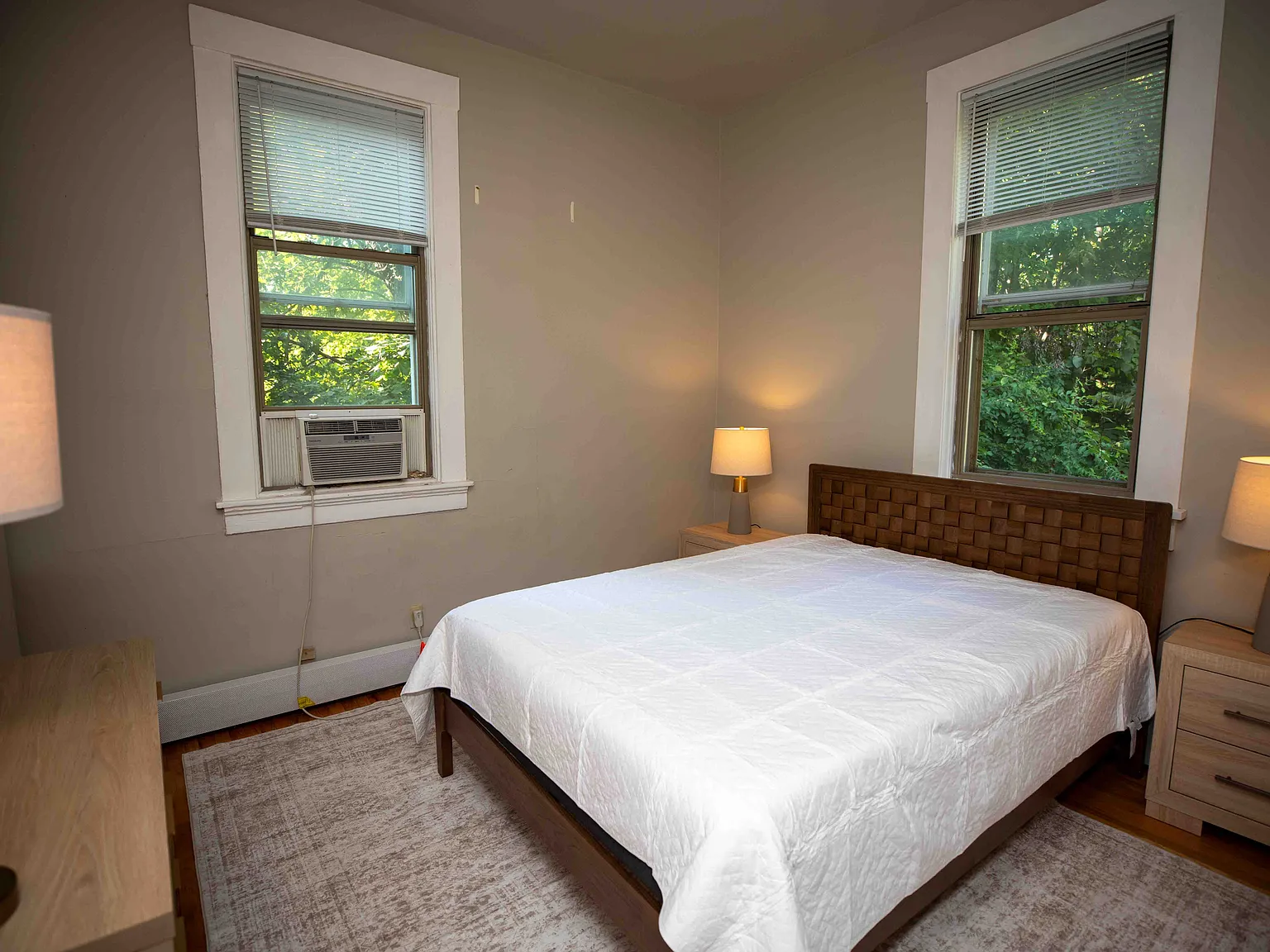 2 bed, 1100 sqft, $2,000 — Photo 4