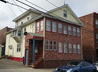 17 Library St, Chelsea, MA 02150