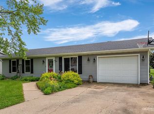 914 Linda Ln, Sandwich, IL 60548
