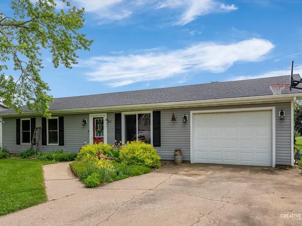 914 Linda Ln, Sandwich, IL 60548