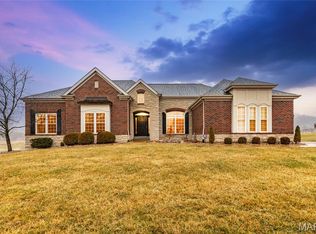 5 Break Ct, Saint Louis, MO 63127