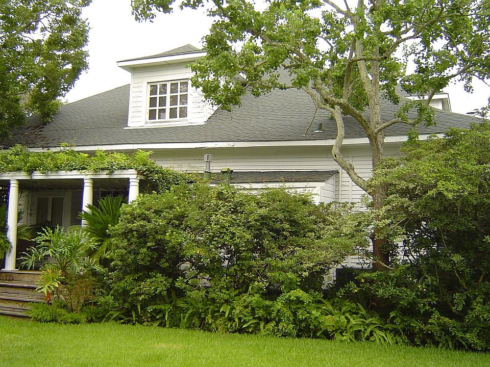 633 Quintana Roo Pl, Seabrook, TX 77586 Zillow