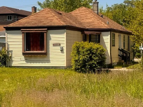 14508 Des Plaines St, Harvey, IL 60426