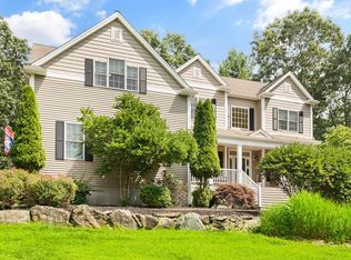 70 Whipple Brook Rd, Wrentham, MA 02093