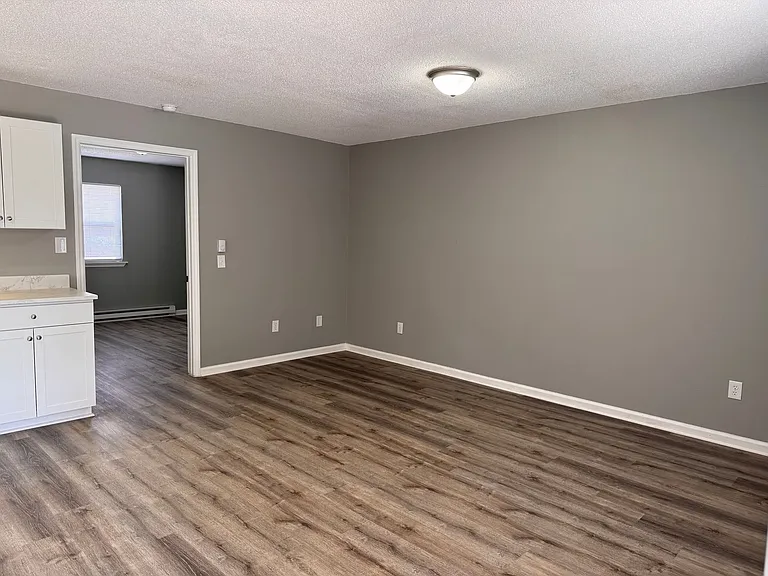 732-740 Hammer Ave #806 — Photo 22