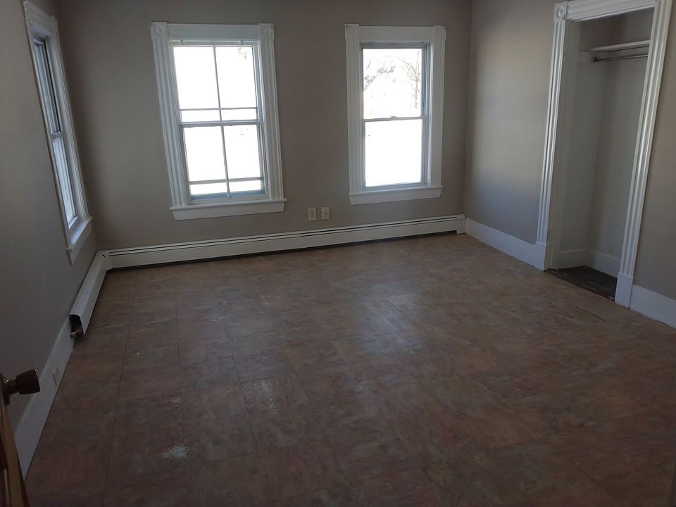 1st image of 37 Jackson St #B