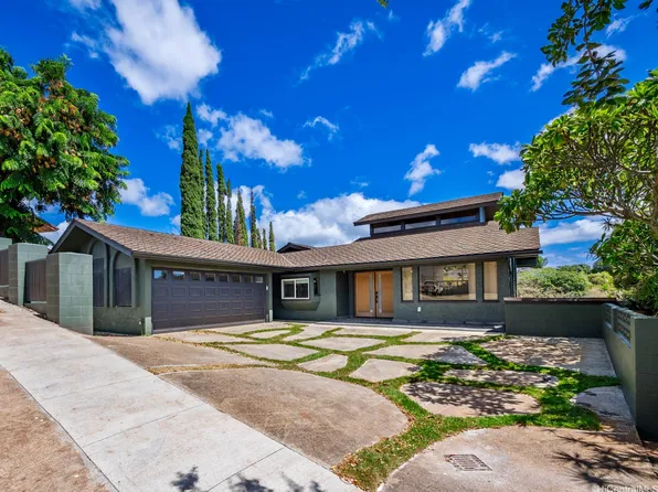 99-715 Hoio St, Aiea, HI 96701