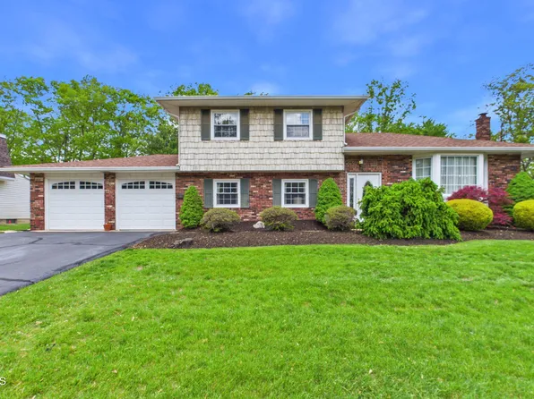 30 Livingston Drive, Howell, NJ 07731
