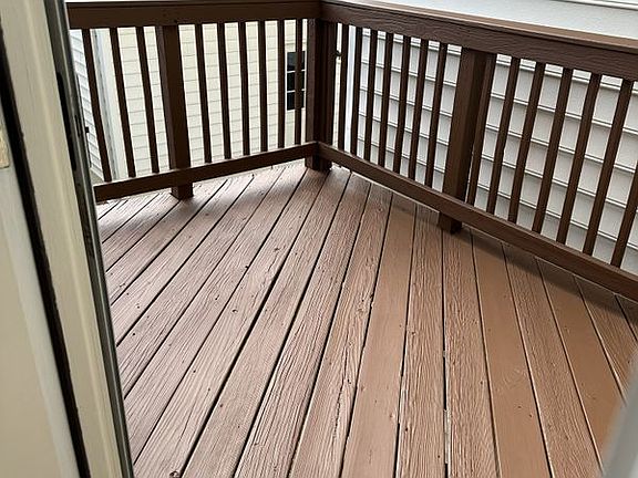 5th image of 16606 Barge Cir