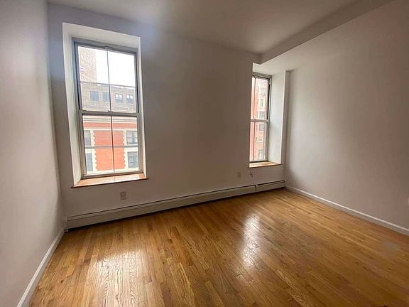5th image of 11 Varick St #4M1