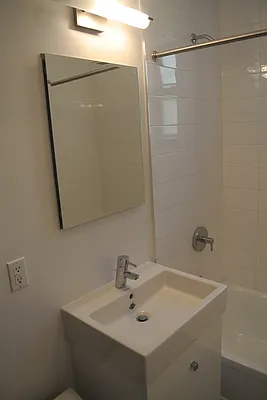 Rented by Stonehenge NYC LLC | media 12