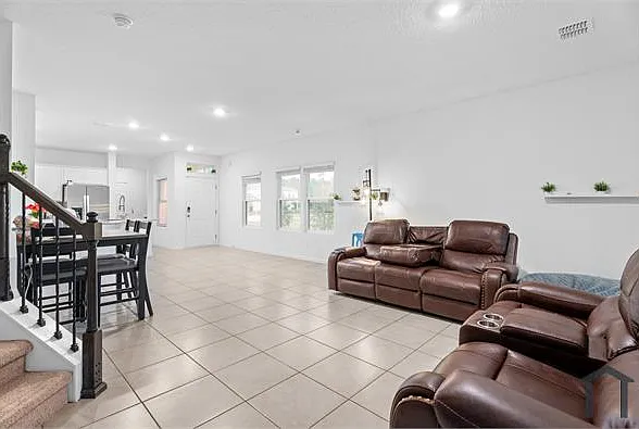 27 Coastline Way — Photo 11