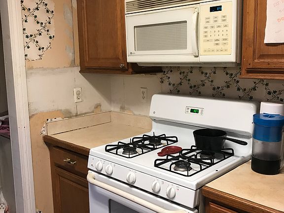 5th image of 1244 Avenue J